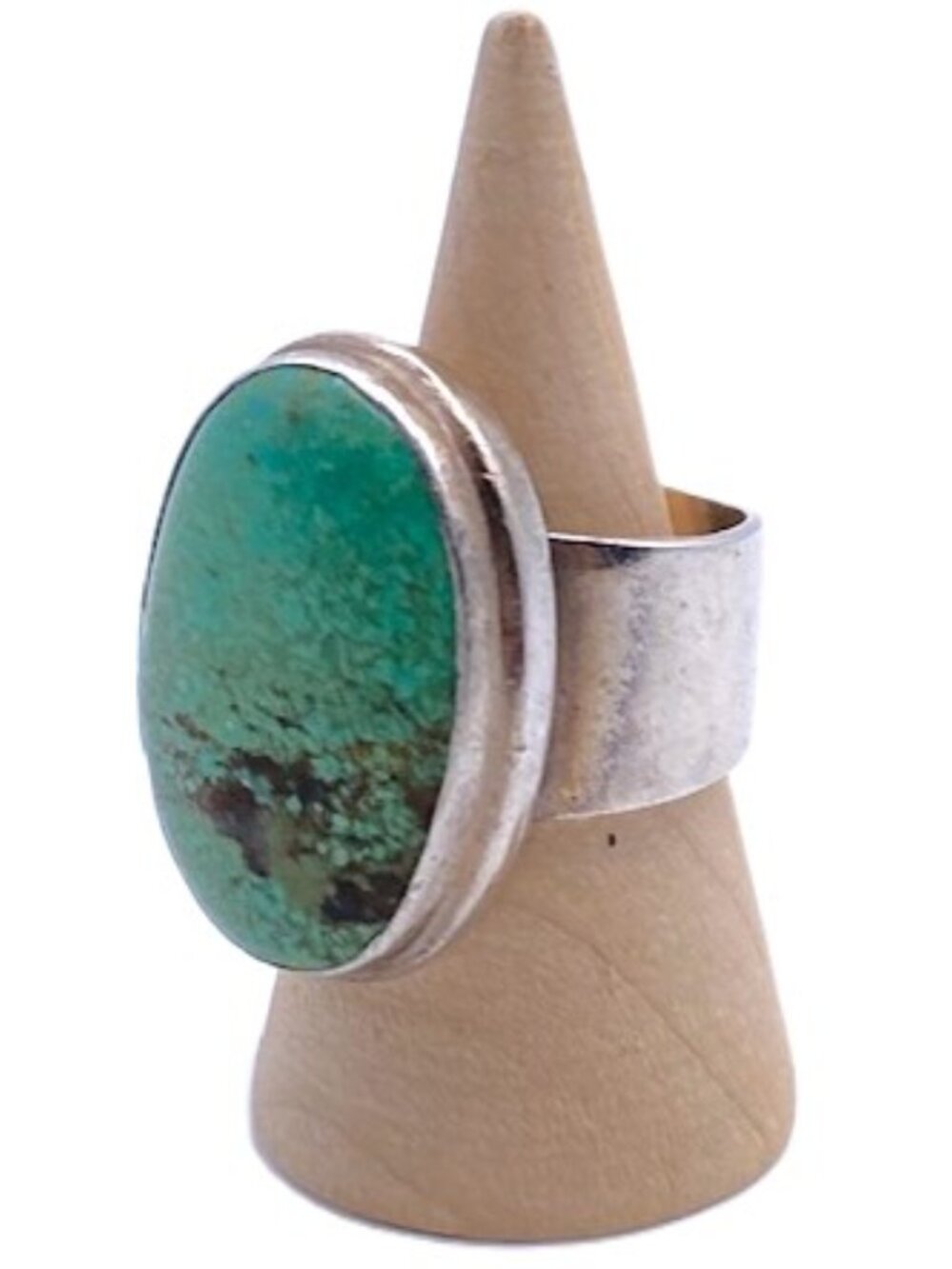 Vintage Native Navjo chunky turquoise and silver ring